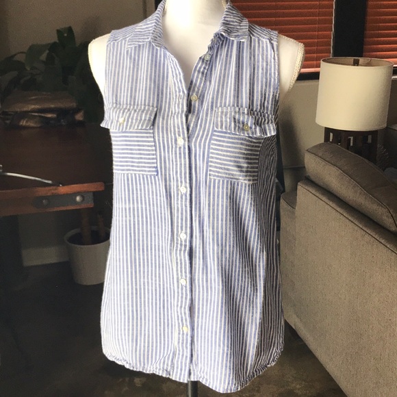 Entro Embroidered Tank - Picture 3 of 7